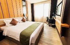 eska hotel wellness room 01